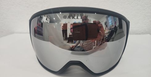 Oakley Flight Tracker M Snow Goggle