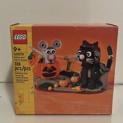 New/Sealed In Box Halloween Cat and Mouse Lego set - Set #40570