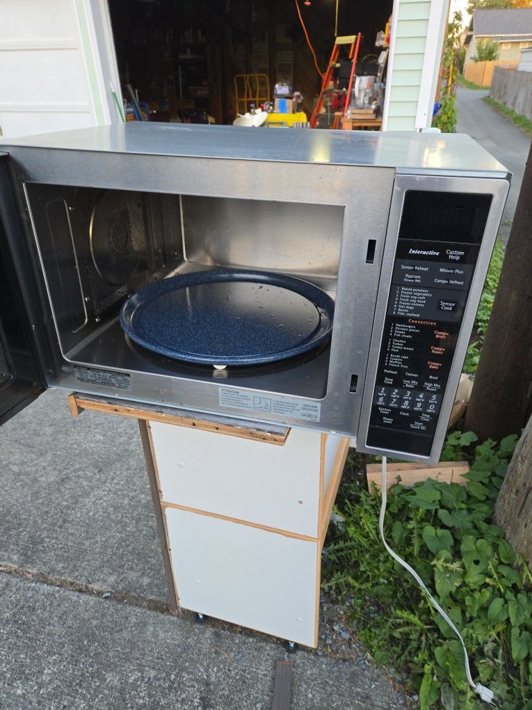 Big Shop Microwave