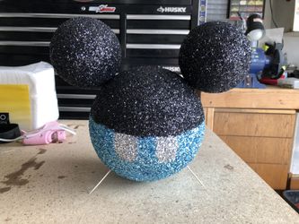 Mickey heads table decor