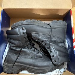 Men's Thorogood 8" WP/Insulated Work Boots. Size 10 & 1/2