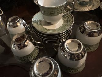 Tea sets, tea cups