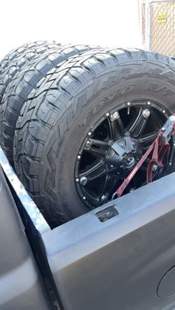 20” Fuel 5 Lug Universal Rims on Toyo Open Country R/T Tires