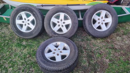 17" Jeep Wheels