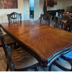 Dining Room Table 