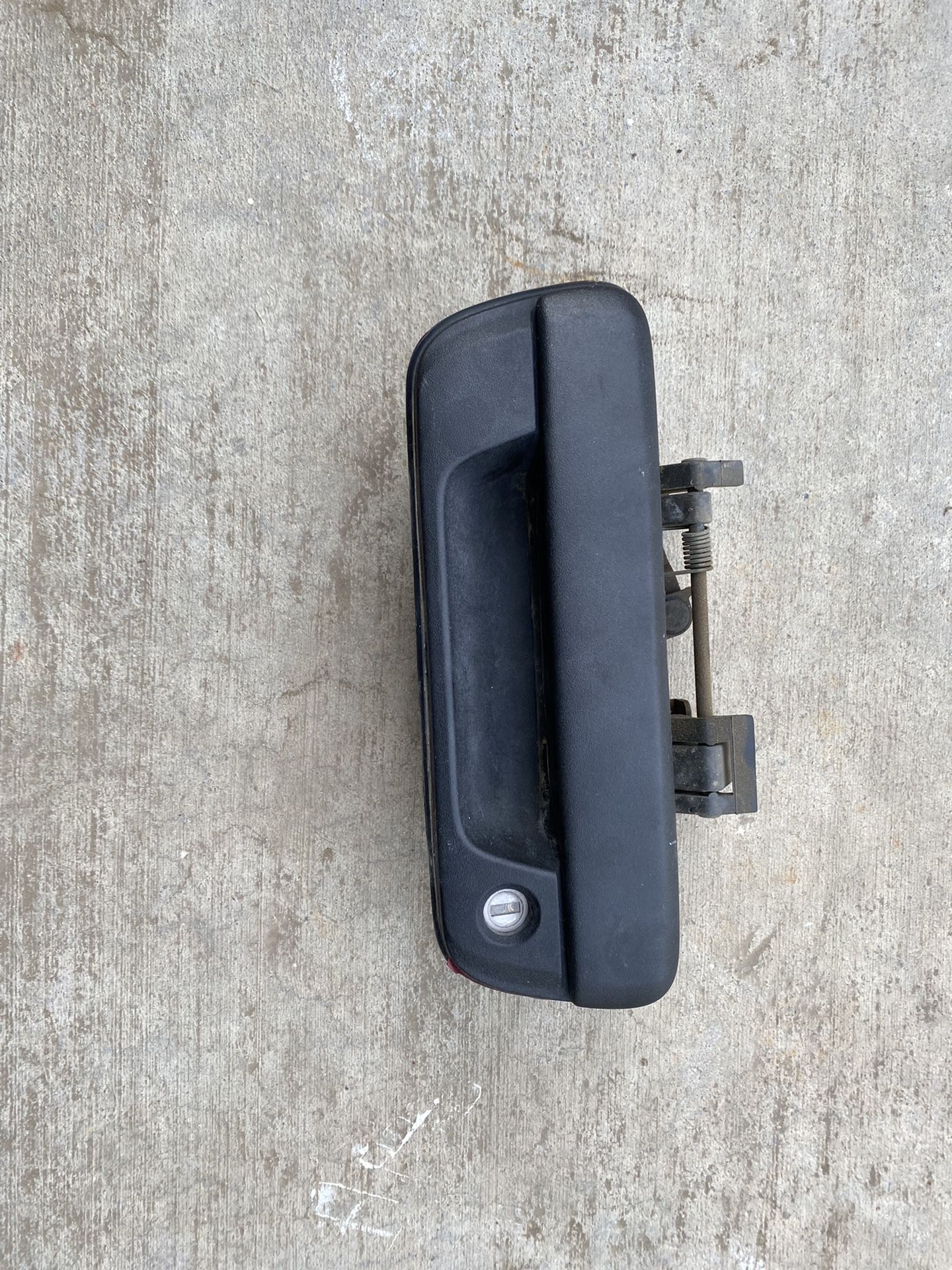 Tail Gate Handle 2006 Chevy Colorado