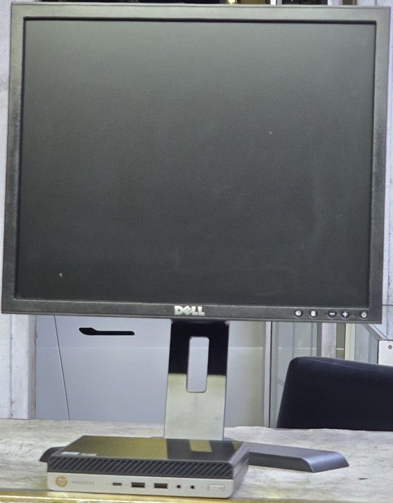 Windows 11 MINI PC With Monitor
