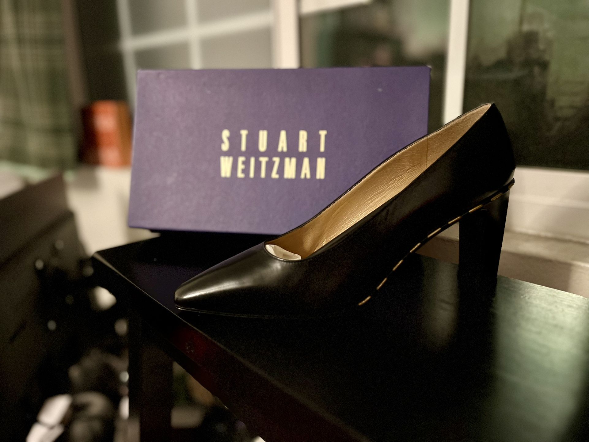 Vintage Stuart Weitzman black leather block heel