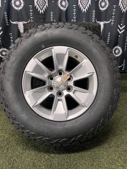 Chevy Silverado LT 6 Lug 17 Inch Takeoffs OEM Wheels
