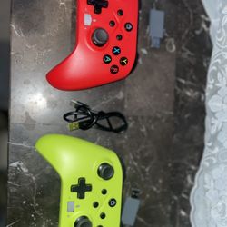 Xbox Series X/S Controllers 