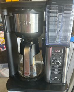 Ninja coffee maker with ice coffee