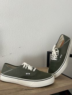 Men’s NEW OLIVE GREEN vans size 12