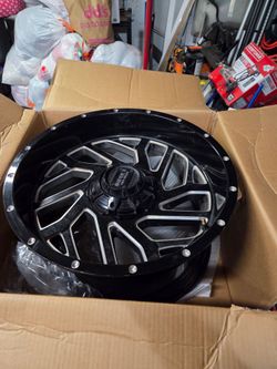 20x10 wheels great condition