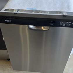 Brand New Whirlpool Dishwasher – Never Used (New Build Take-Out)