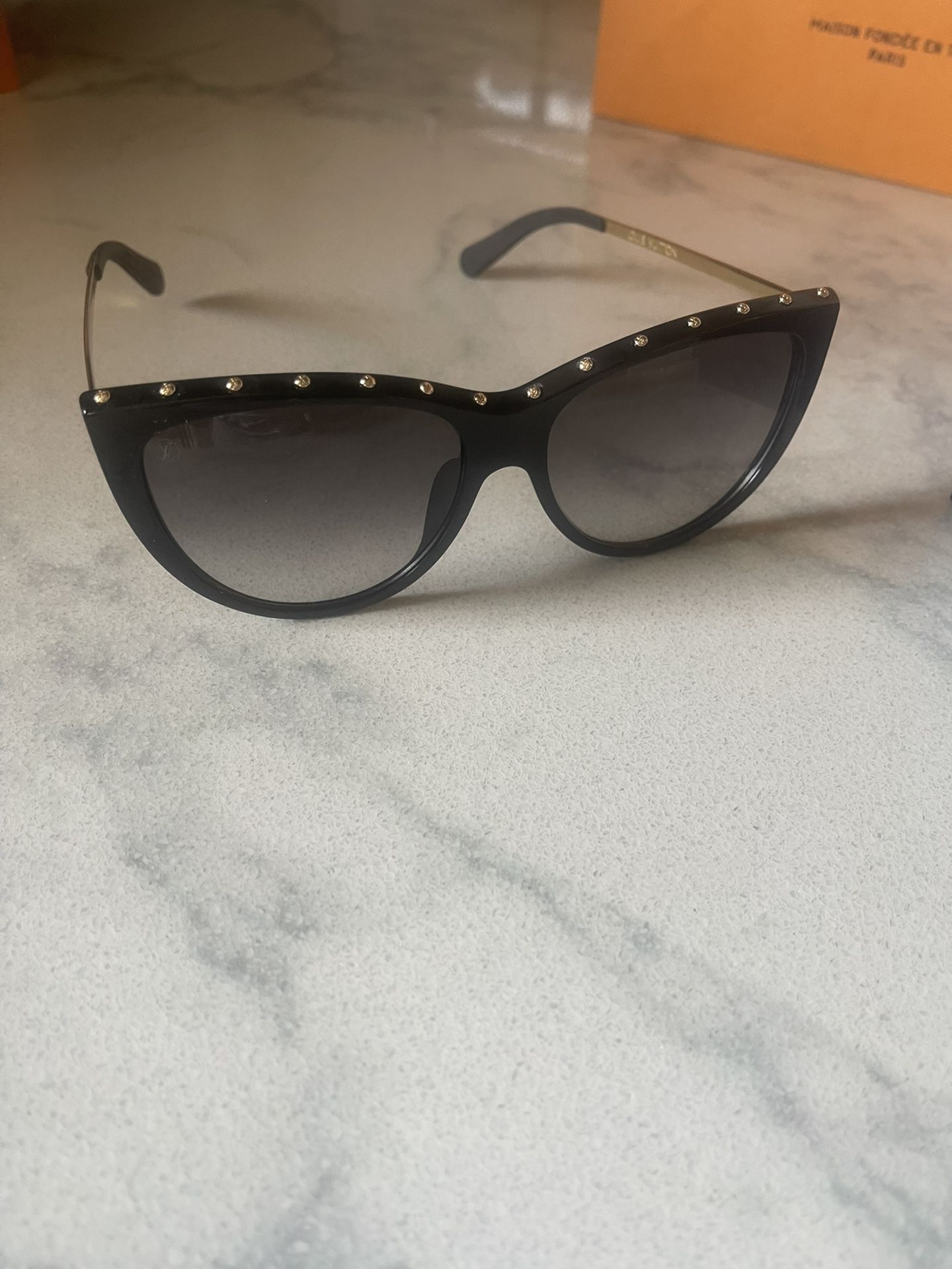 Louis Vuitton women’s sunglasses 