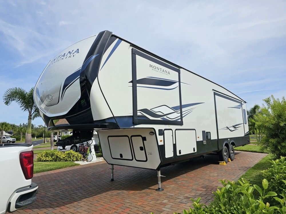 RV, TOY HAULER, GOOSENECK TOWING