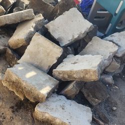 Free Yard Decor Come Pick Up In Baldwin Park 