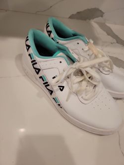 Fila sneakers size 9