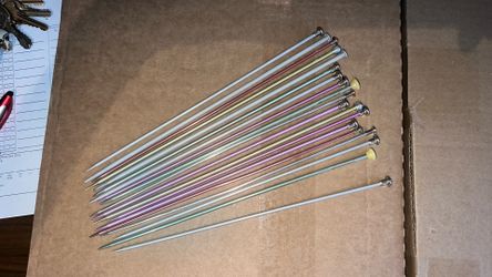 VTG Knitting needles