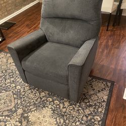 Recliner Seat