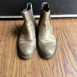 Men’s Boot Size 9 1/2