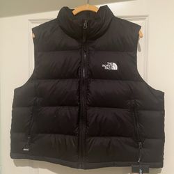 BRAND NEW WOMENS PUFFER VEST 
