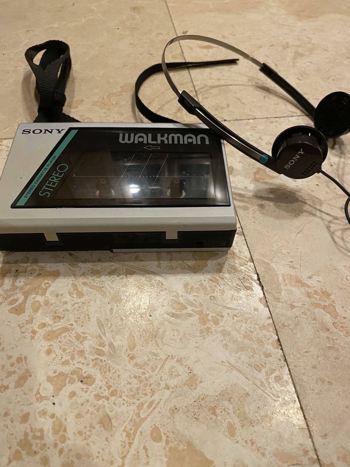 Sony Walkman Wm11/22 /Japan/ With Headphones, For Parts Only , Read Description