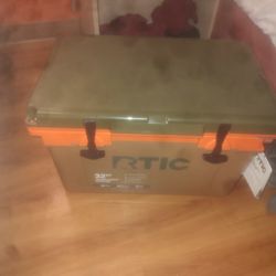 Rtic 32 Qt Cooler