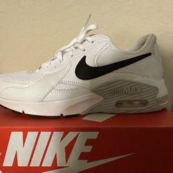 Nike Air Max Excee (7.5/9)