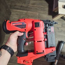 Milwaukee Brad Nail Gun 