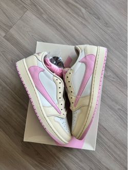 Size 11 men air jordan 1 low