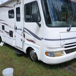 26 Ft Motorhome 2002Chevy 454 Motor Nice Condition Overall