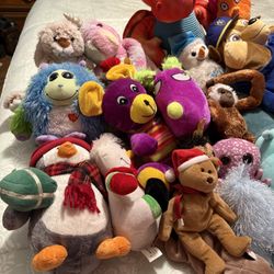 Huge Bag Of Plushies 