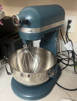 KitchenAid 5.5qt Bowl-Lift Stand Mixer