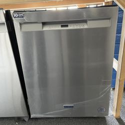 MAYTAG  STAINLESS  STEEL DISHWASHER 