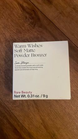 RARE BEAUTY SOFT MATTE POWDER BRONZER