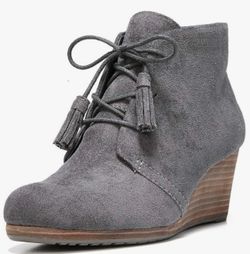 Dr. Scholl's Shoes Women's Dakota Boot, Dark Grey Microfiber Suede, size 8 (retails for $60)