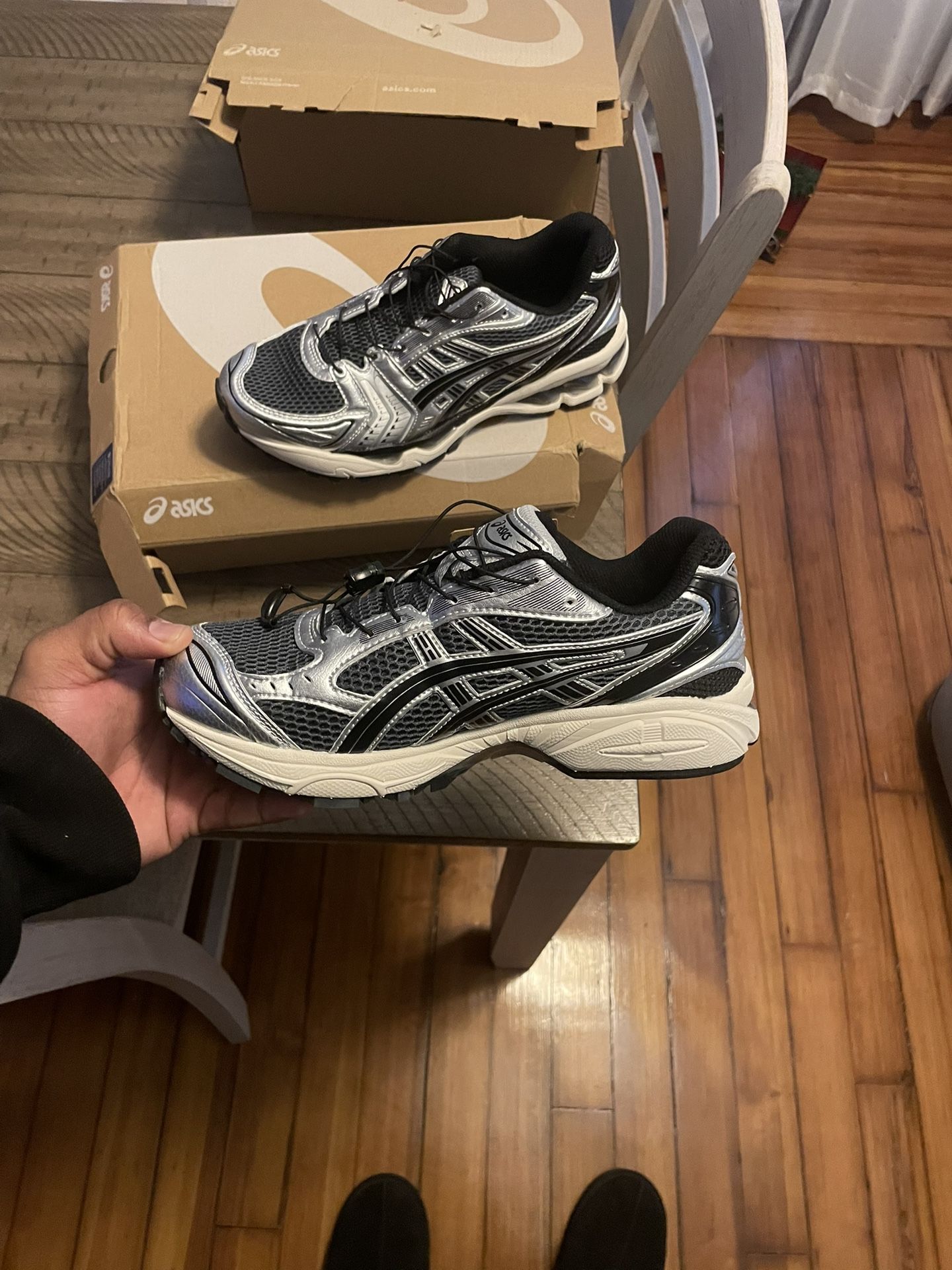ASICS Gel Kayano