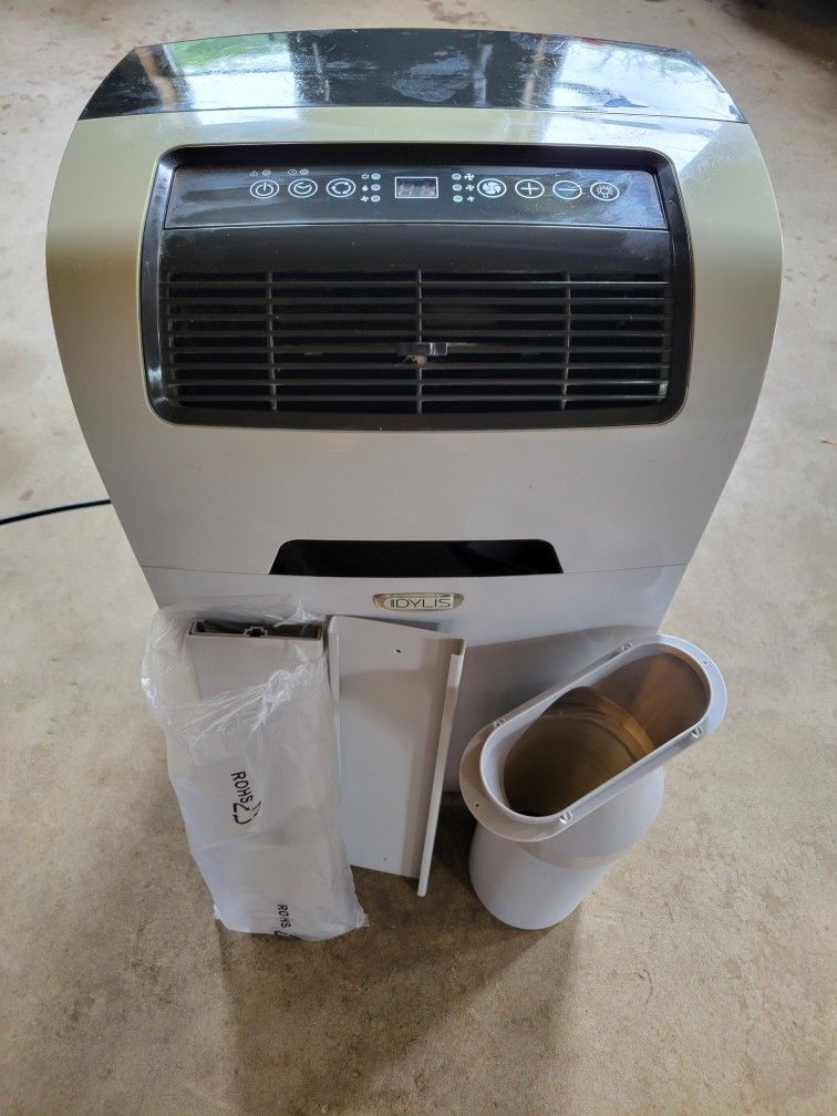 Idylus 10,000 BTU Portable Air Conditioner with All Attachments
