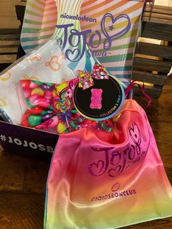 JoJo Siwa Pink Candy Theme Rainbow Accessories Gift Set