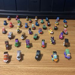 Lot of 42 Pc Thomas & Friends Minis Train Toys    (C4)