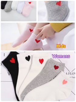 Mommy and daughter matching socks