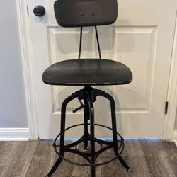 Restoration Hardware: Distressed Toledo Bar Stools 