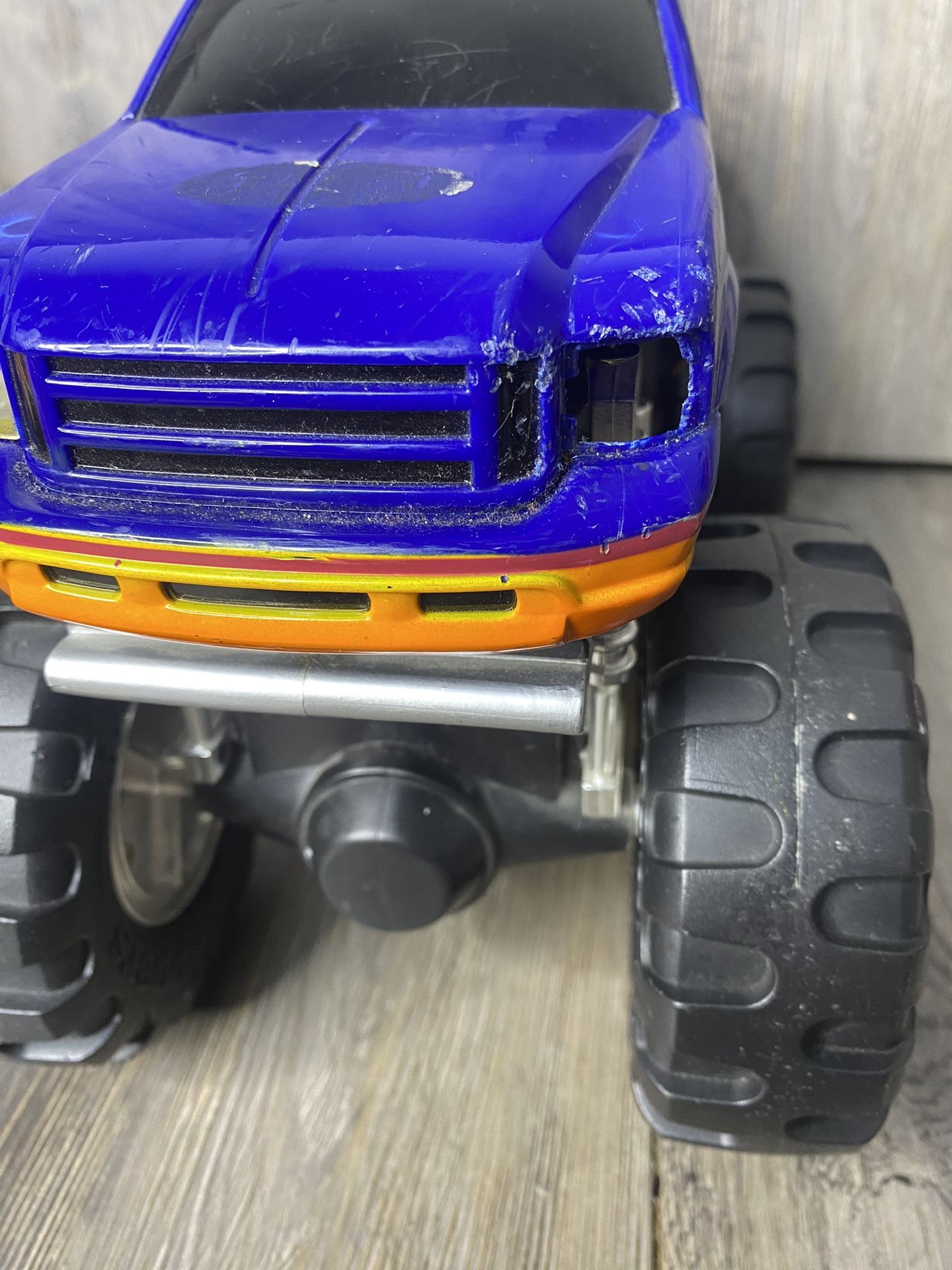 Road Rippers Big Foot Monster Truck 2004 Sounds Moves 14” X 9” X 7” Toy ...
