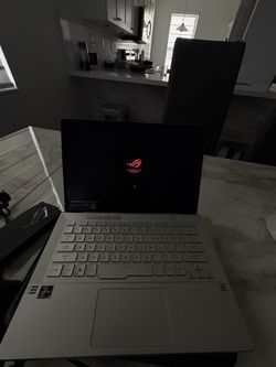 Gaming Laptop ROG ZEPHYRUS 2021