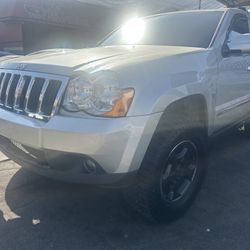08 Jeep Grand Cherokee 