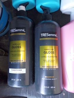 TRESemmé Lamellar Gloss Shampoo & Conditioner Set