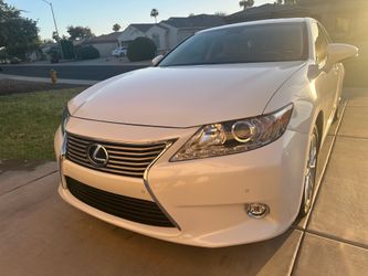 2015 Lexus ES 300h