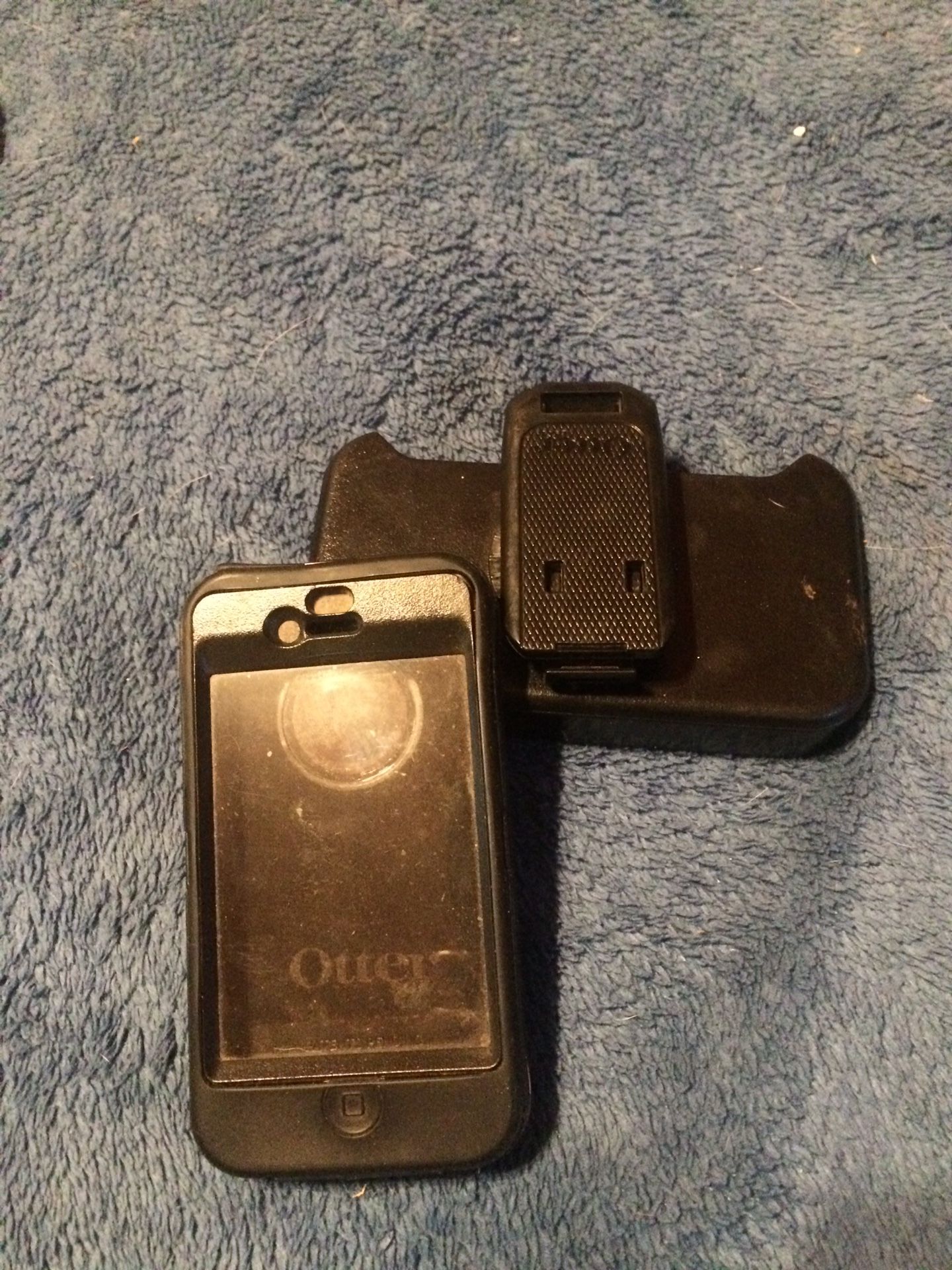 iPhone 4 otter box and belt clip