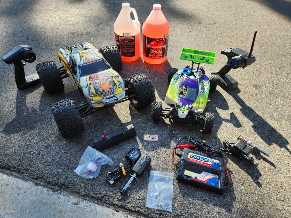 Nitro RC Car Lot - Traxxas Revo 3.3 And Exceed Forza Nitro 1/10